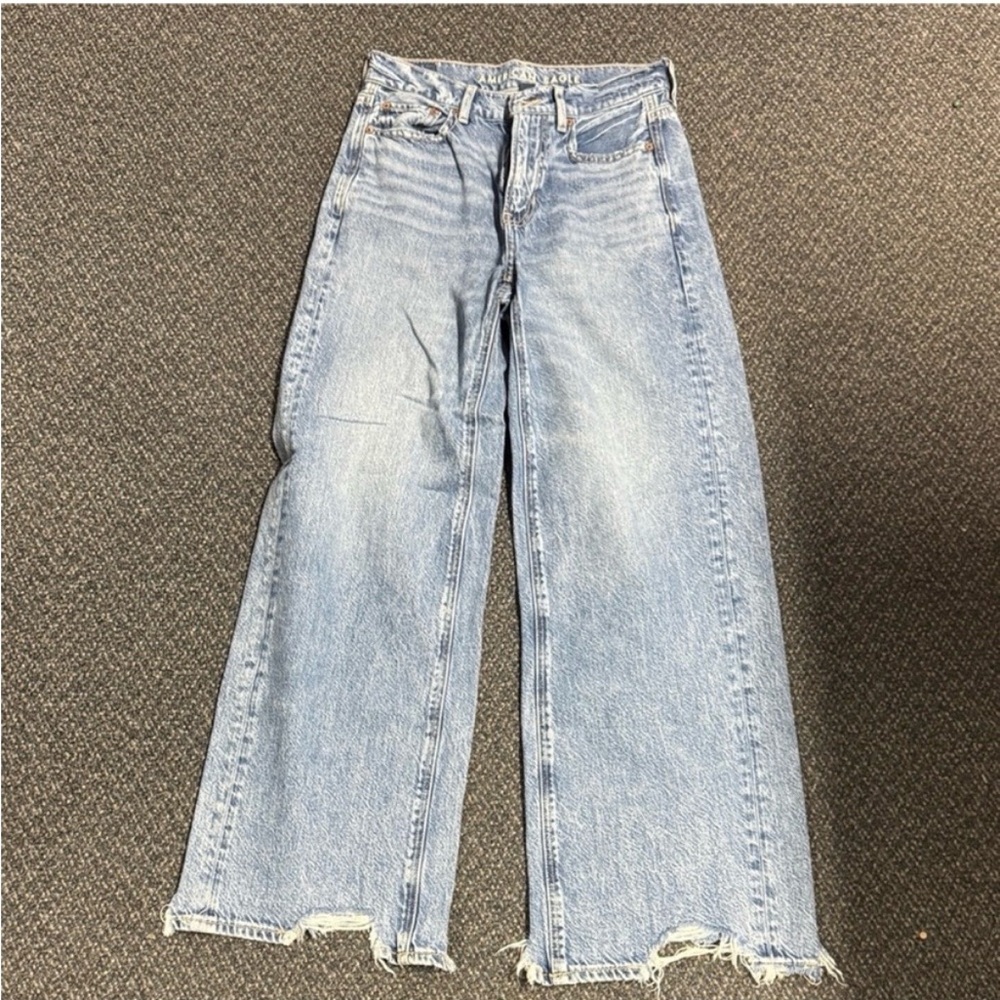 American Eagle Outfitters Light Blue Wide-Leg Raw Hem Jeans